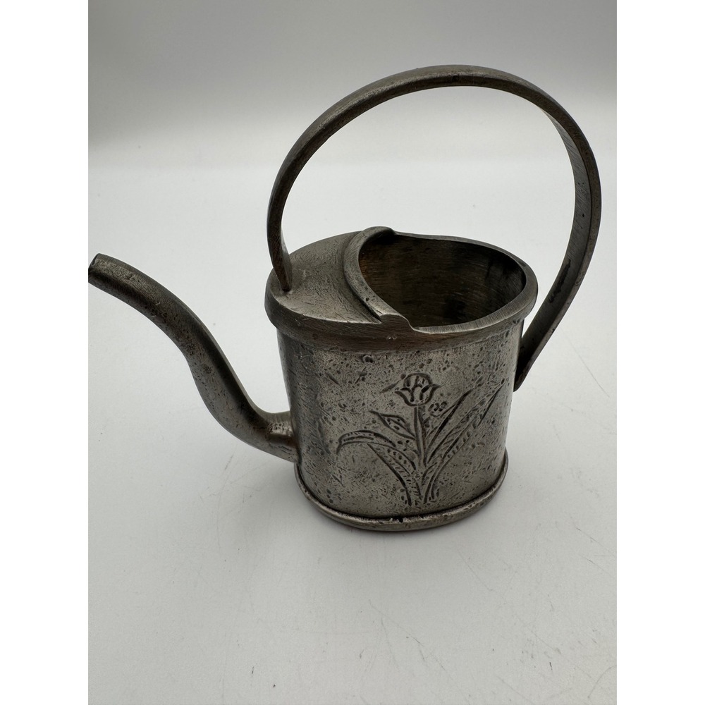 Vintage EPU Peltro Italy 95% Zinn Pewter Miniature Watering Can Tulip Floral 4.5 - Picture 8 of 10